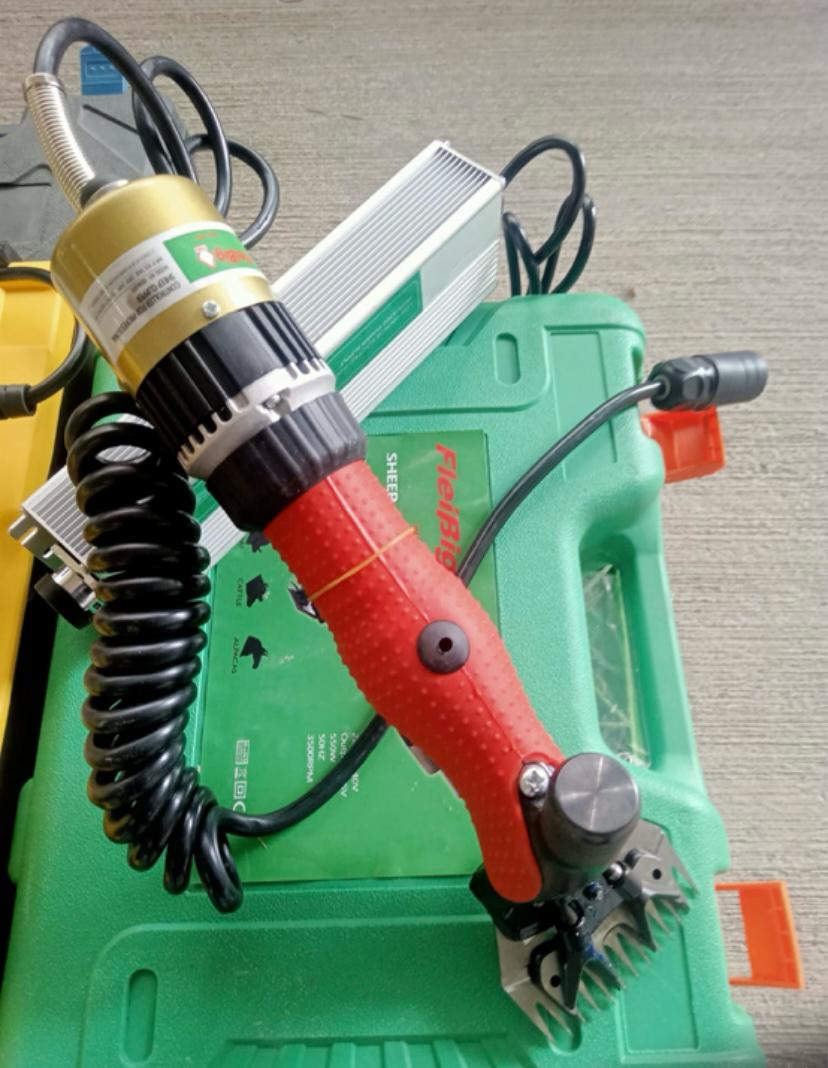 FLEİBİG Marka Fırçasız Motor Adaptörlü Koyun Kırkma Makinesi